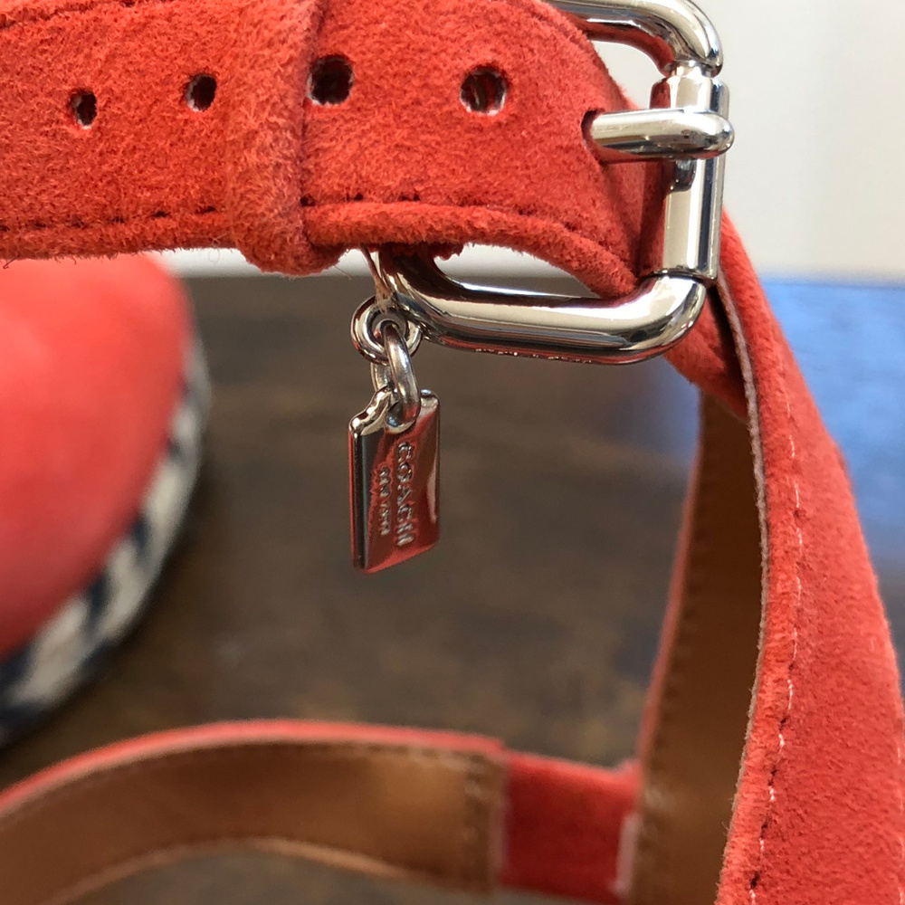 SOLD ~ Coach Ozzie Coral Sandals - 6.5M - New with box - Picture 3 of 8